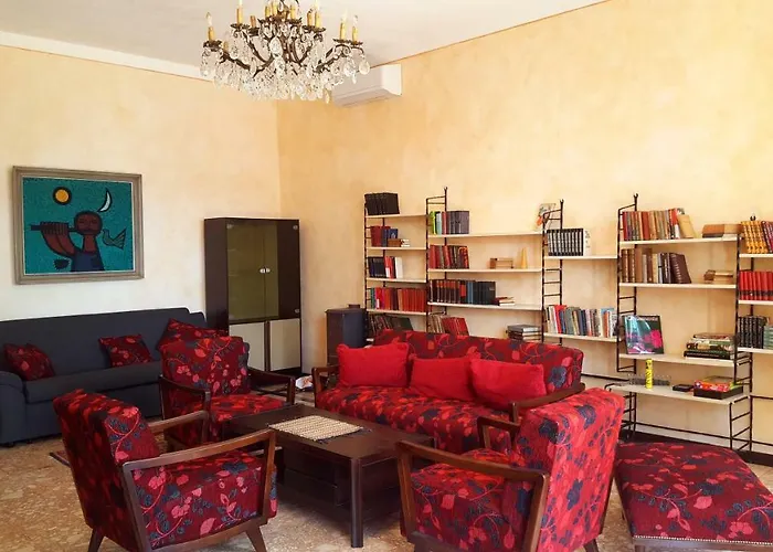 Josephine's Garden Apartman *